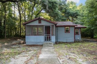 902 Martin Luther King Jr Boulevard, Darien, GA 31305