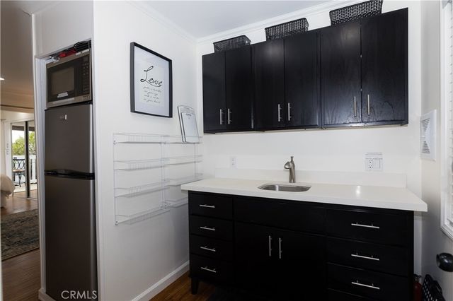 464 Bent Street C, Laguna Beach, CA 92651