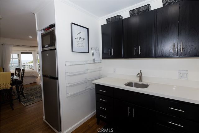 464 Bent Street C, Laguna Beach, CA 92651