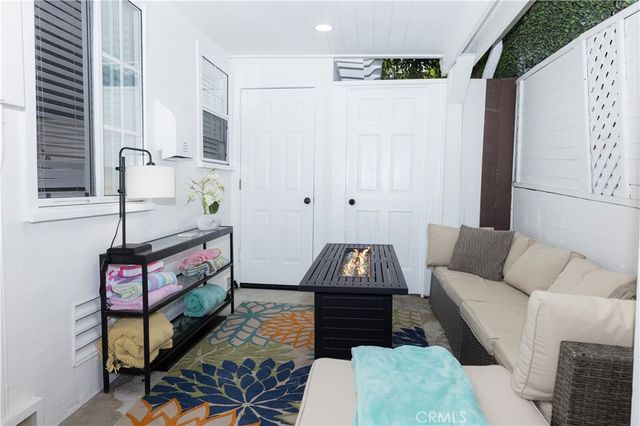464 Bent Street C, Laguna Beach, CA 92651