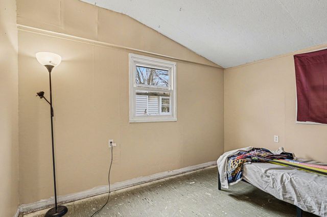 240 N 25th Street, Springfield City, MI 49037