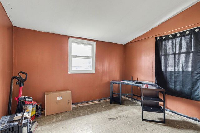 240 N 25th Street, Springfield City, MI 49037