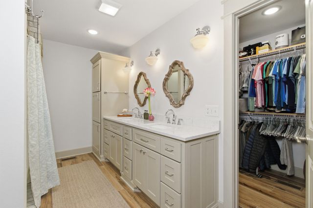 2009 Big Deer Run, West Plains, MO 65775