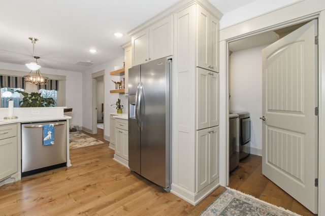 2009 Big Deer Run, West Plains, MO 65775