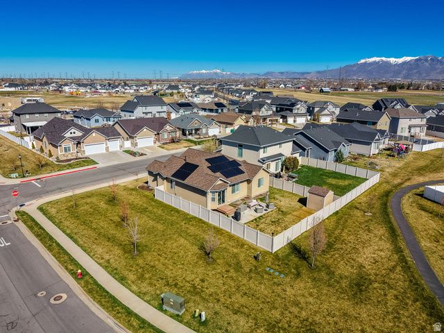 2487 W HARMONY DR, Layton, UT 84041
