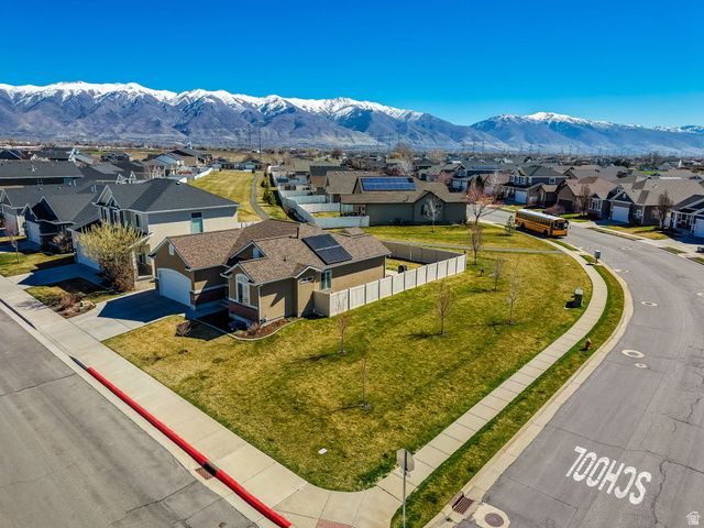 2487 W HARMONY DR, Layton, UT 84041