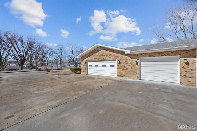 235 Gerard Street, Ste Genevieve, MO 63670