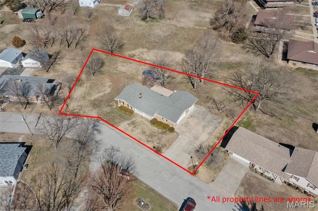 235 Gerard Street, Ste Genevieve, MO 63670