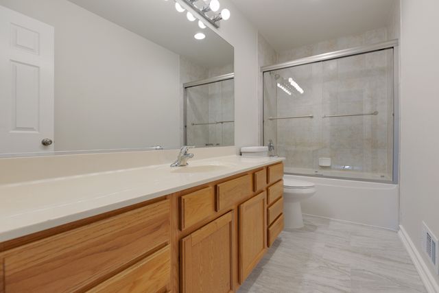 399 Fulton Street, South Elgin, IL 60177