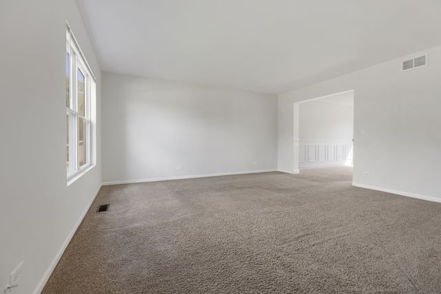 399 Fulton Street, South Elgin, IL 60177