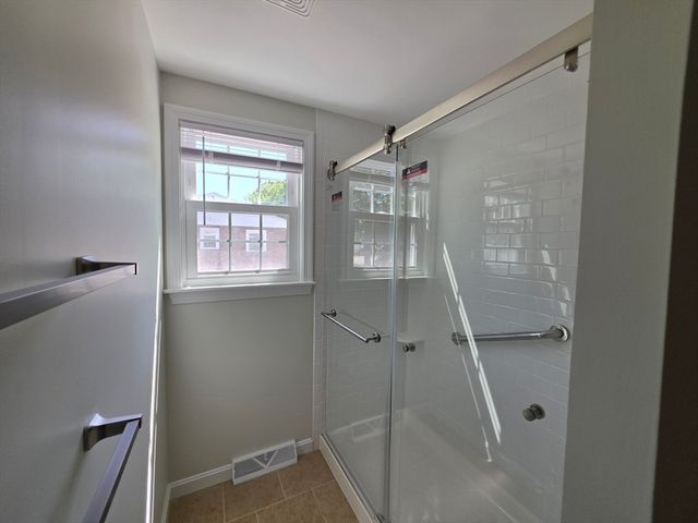 38 Cobb 0, Rockland, MA 02370