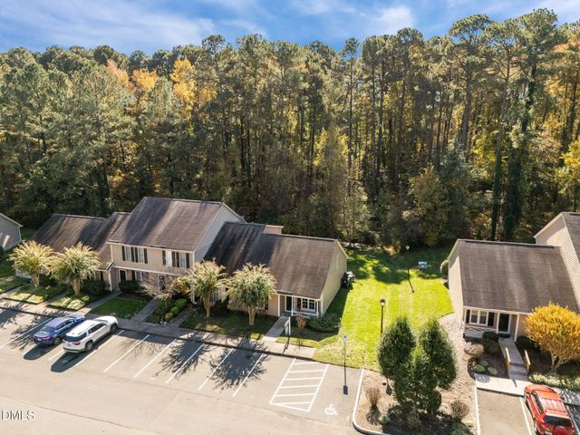 67 Crystal Oaks Court, Durham, NC 27707