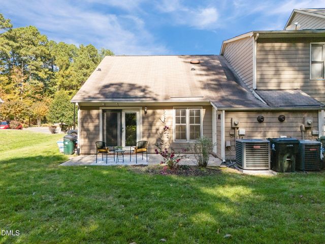 67 Crystal Oaks Court, Durham, NC 27707