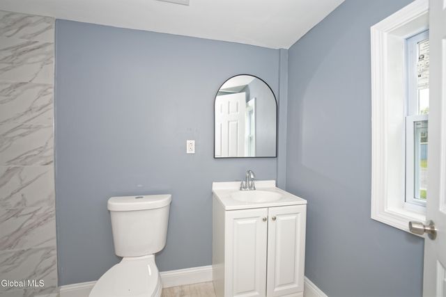 99 Railroad Avenue, Hoosick Falls, NY 12090