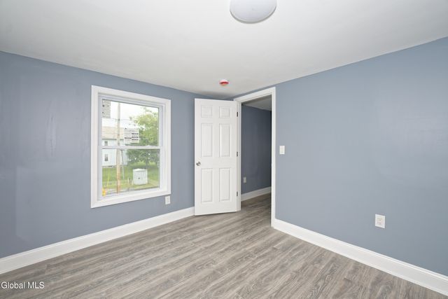 99 Railroad Avenue, Hoosick Falls, NY 12090