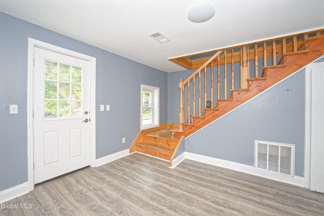 99 Railroad Avenue, Hoosick Falls, NY 12090