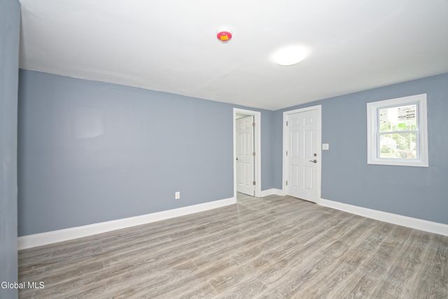 99 Railroad Avenue, Hoosick Falls, NY 12090