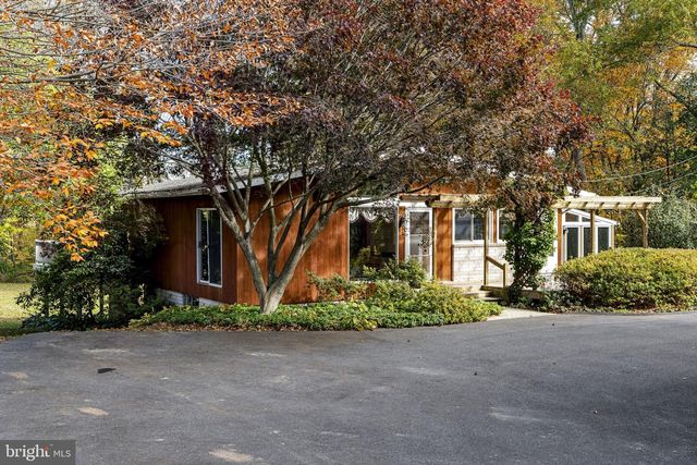 269 SHEEP LN, Millersville, PA 17551