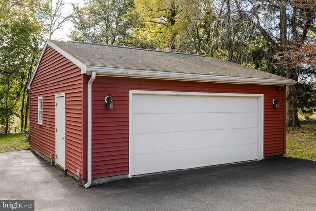 269 SHEEP LN, Millersville, PA 17551