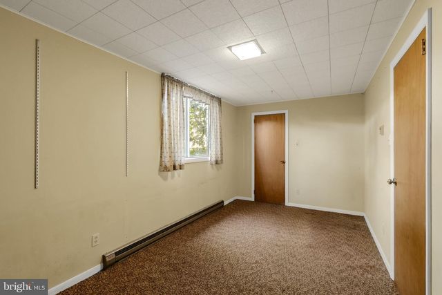 269 SHEEP LN, Millersville, PA 17551