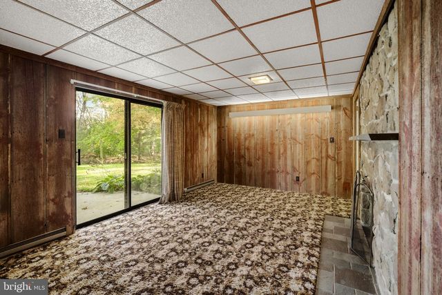 269 SHEEP LN, Millersville, PA 17551