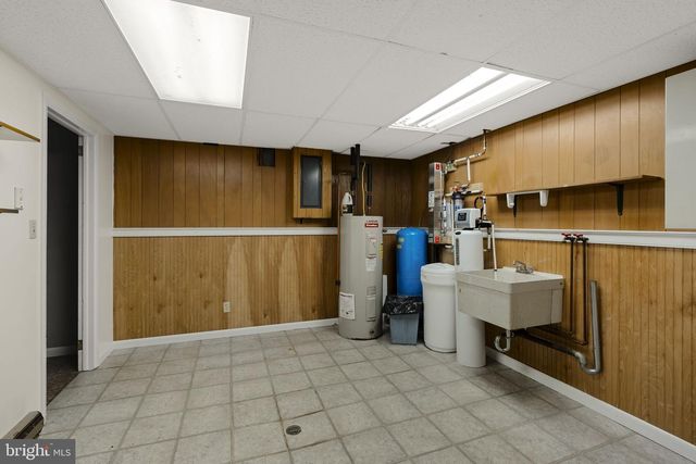 269 SHEEP LN, Millersville, PA 17551