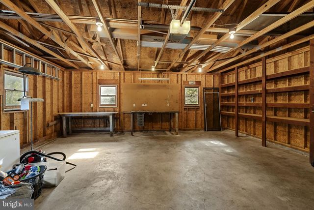 269 SHEEP LN, Millersville, PA 17551