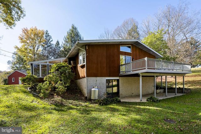 269 SHEEP LN, Millersville, PA 17551