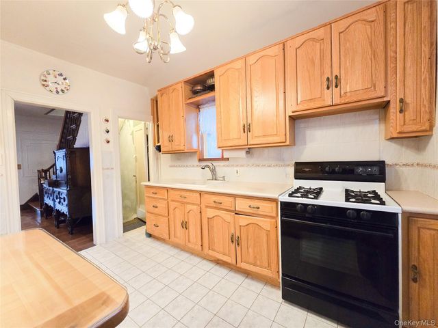 14957 21st Avenue, Whitestone, NY 11357