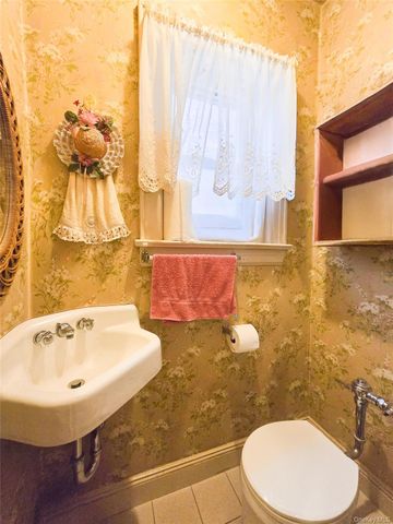 14957 21st Avenue, Whitestone, NY 11357