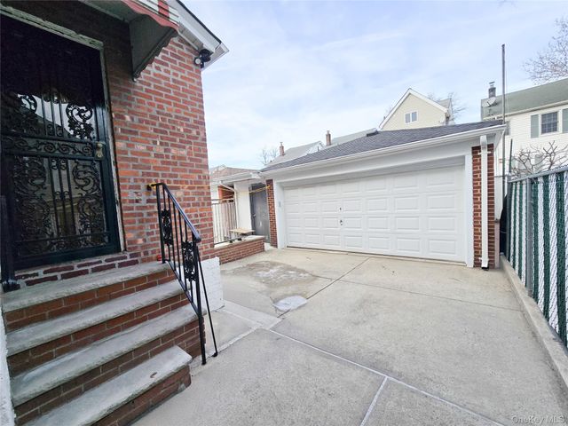 14957 21st Avenue, Whitestone, NY 11357