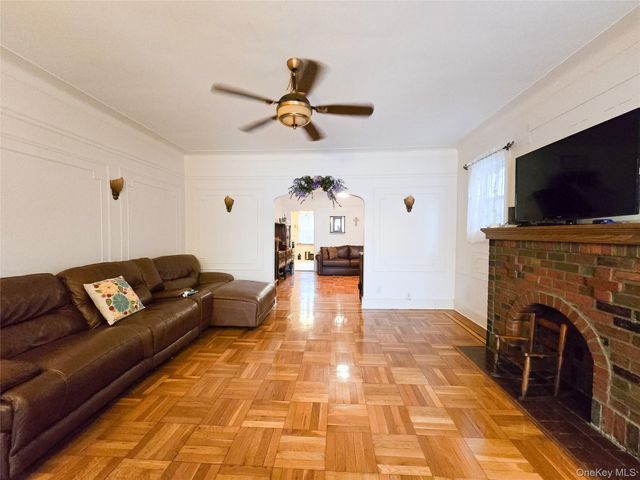 14957 21st Avenue, Whitestone, NY 11357