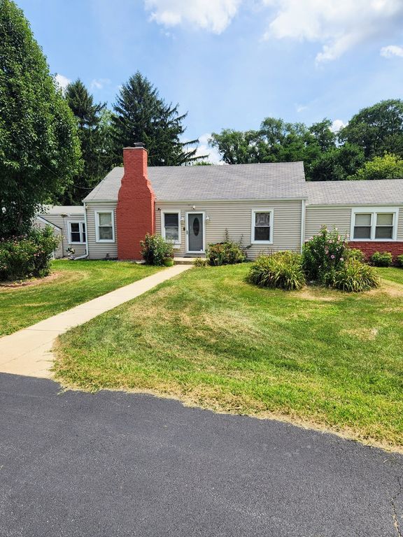 421 N Neltnor Boulevard, West Chicago, IL 60185