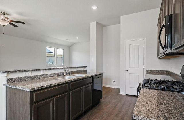 11052 Patriot Court, Cleveland, TX 77328