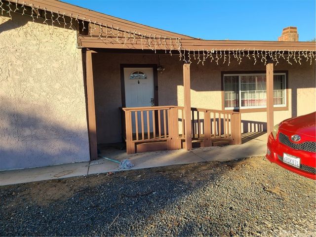 11685 Holmes, Jurupa Valley, CA 91752