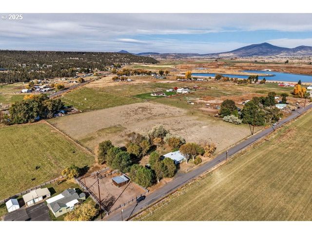 3464 Nw RIMROCK ACRES Loop, Prineville, OR 97754