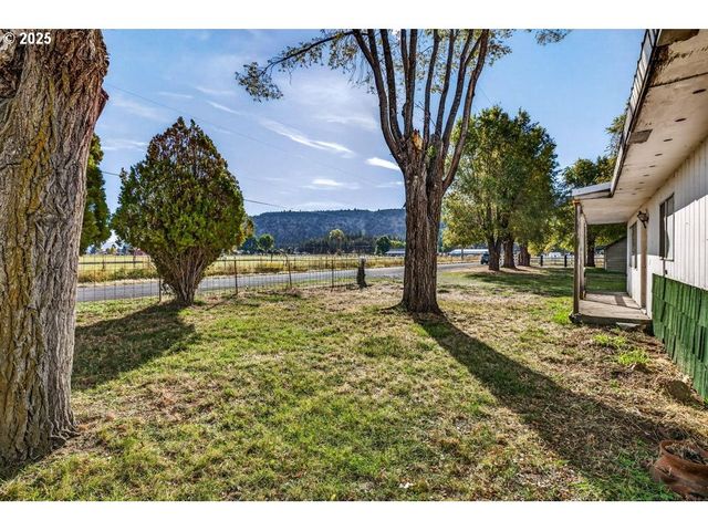 3464 Nw RIMROCK ACRES Loop, Prineville, OR 97754