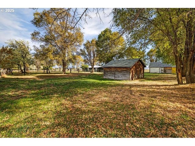 3464 Nw RIMROCK ACRES Loop, Prineville, OR 97754