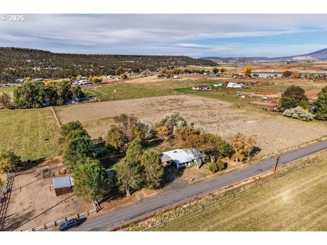 3464 Nw RIMROCK ACRES Loop, Prineville, OR 97754