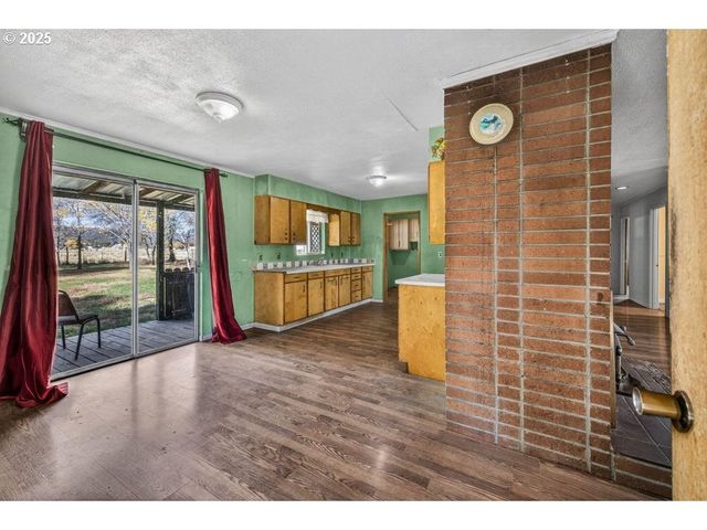 3464 Nw RIMROCK ACRES Loop, Prineville, OR 97754