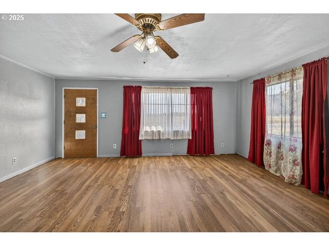 3464 Nw RIMROCK ACRES Loop, Prineville, OR 97754