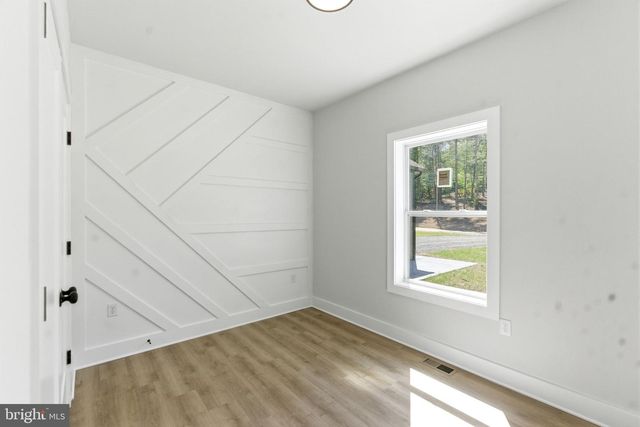 63-GARAGE SPICE BUSH CT, Hedgesville, WV 25427