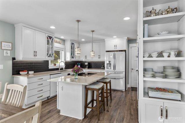268 N McNeely Street, Buckley, WA 98321
