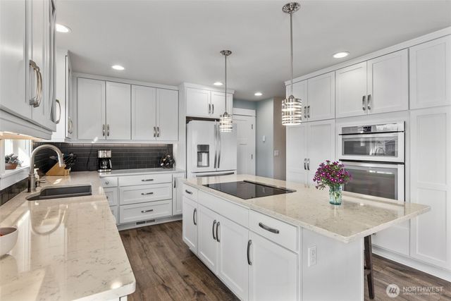 268 N McNeely Street, Buckley, WA 98321