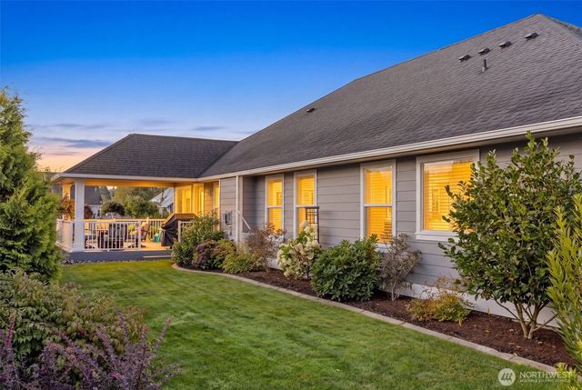 268 N McNeely Street, Buckley, WA 98321