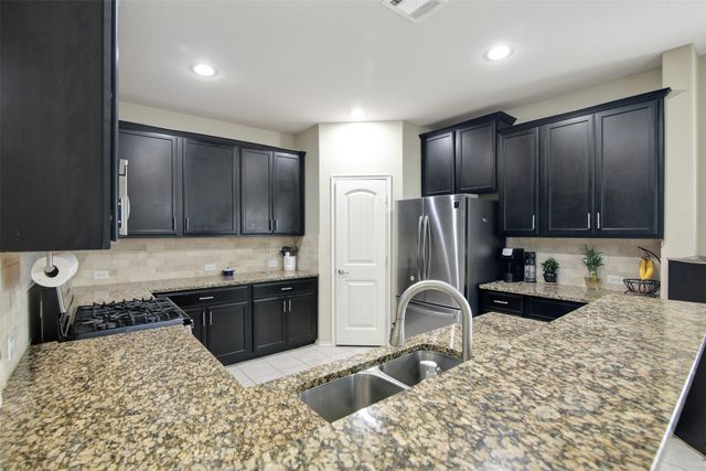 628 Crowell Drive, Mckinney, TX 75071