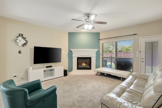 628 Crowell Drive, Mckinney, TX 75071