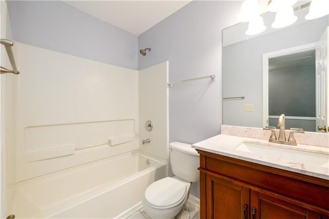 1044 Prestwyck Court, Alpharetta, GA 30004