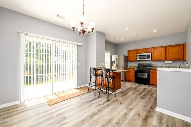 1044 Prestwyck Court, Alpharetta, GA 30004