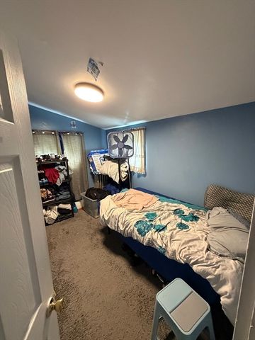 37 Hunt St, Brockton, MA 02302